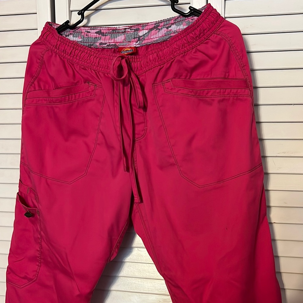 Scrub pants